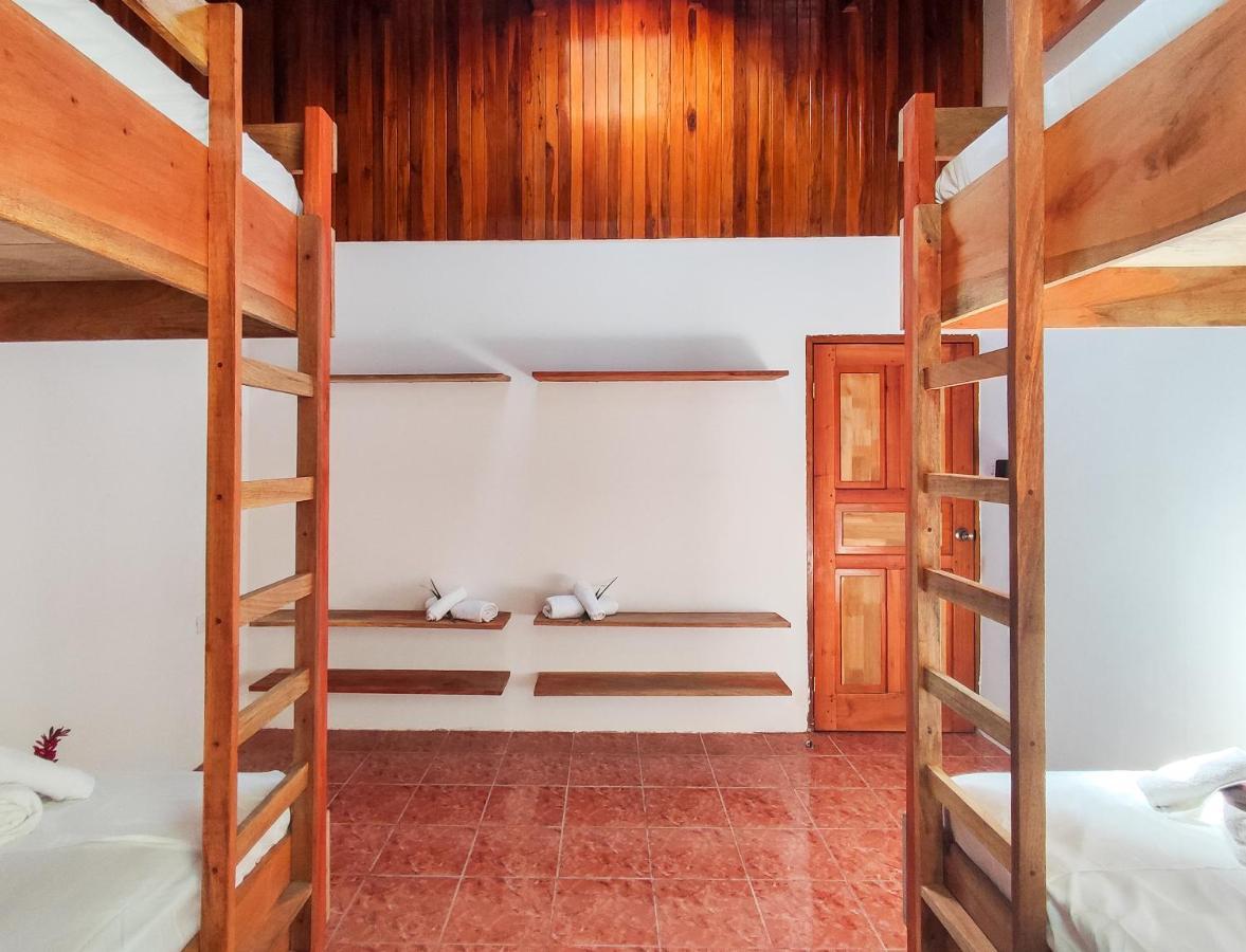 Ico Living Hostel Playa Santa Teresa  Екстер'єр фото